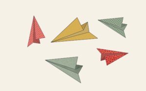 Bunte Papierflieger
